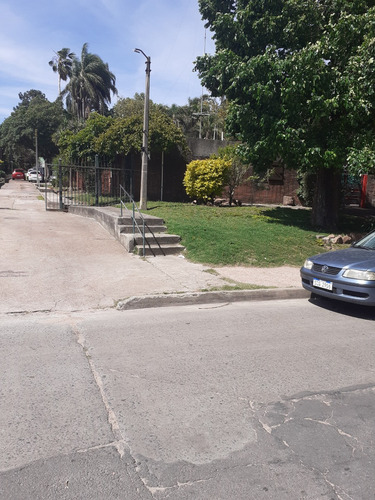 Unico Terreno 2500 M2 Dr. Pena Y Av. Garzon