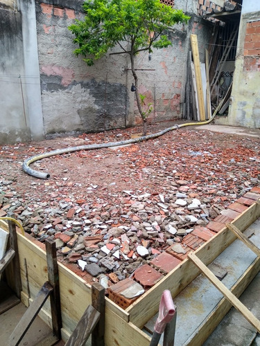 Imagem 1 de 5 de Concreto Bombeado