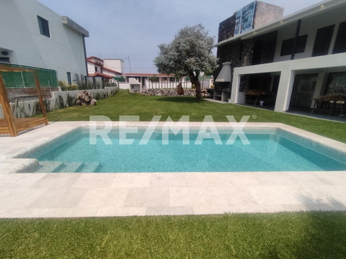 Casa En Venta En Morelos, Fraccionamiento Lomas De Cocoyoc