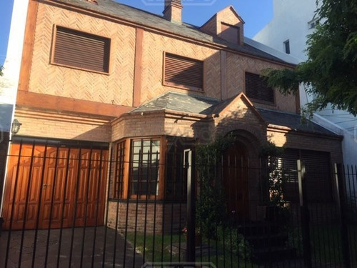 Casa En Venta Ubicado En Olivos, Zona Norte
