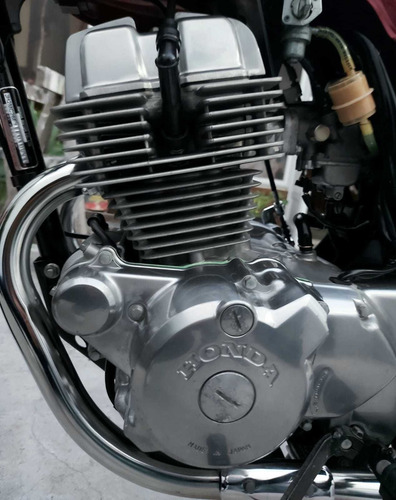 Imagen 2 de 10 de Honda Cb 250