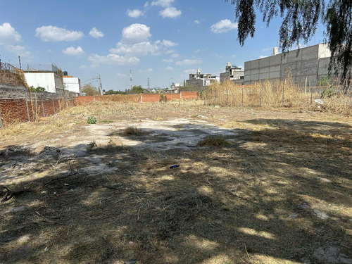 Terreno De 1934.35 Metros 2 Servicios Y Pagos Al Corriente