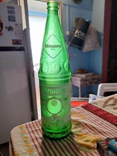 Antigua Botella De Refresco Minuano De Limon Ind Brasil 