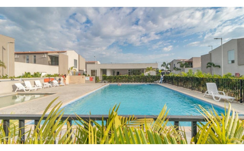 Venta Casa En Condominio De 132 Mts2 Ciudad Country, Jamundí 12575.
