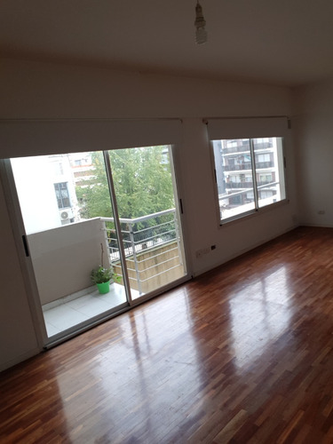 Av Cramer 2590 2 Piso C/fte Balcón