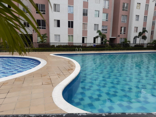 Apartamento En Venta Candelaria Conjunto Poblado Campestre Cuarto Piso