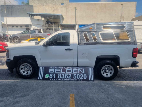 Imagen 2 de 11 de Chevrolet Silverado 2016 2p Cab Regular Ls D V6/4.3 Man