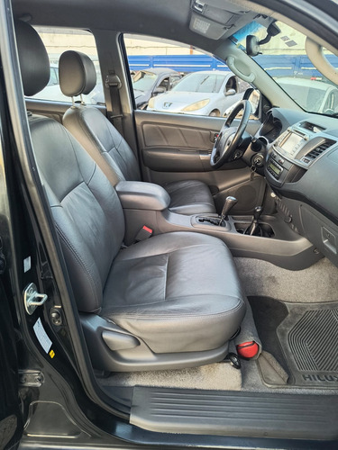 Toyota Hilux 3.0 Srv Cab. Dupla Turbo 4x4 4p
