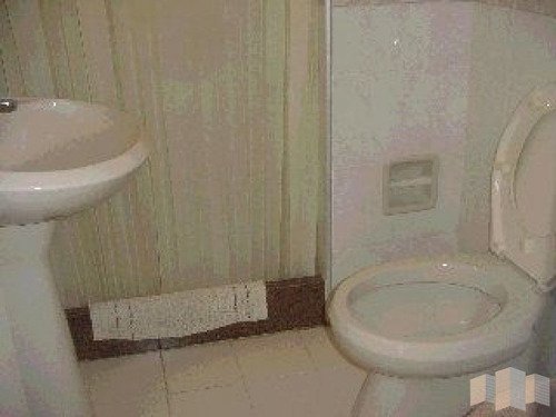 Imagen 2 de 17 de Hermoso Apartamento Con Excelentes Servicios De Uso Comun Y Magnãfica Vista Al Mar.