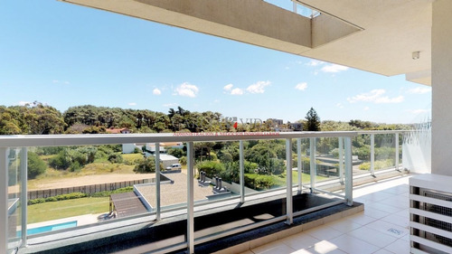 Imagen 12 de 16 de Alquiler Temporario De Apartamento 2 Dormitorios Y Medio En Playa Brava, Punta Del Este