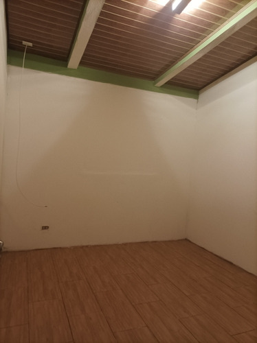 Imagen 6 de 13 de Se Alquila Casa En Linda Vista Patarra Desamparados ¢140.000