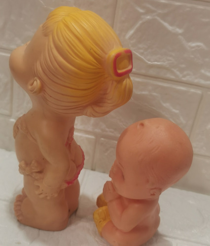 Muñecas De Goma Con Chillón Antiguas Holland Hall Co (Usado)