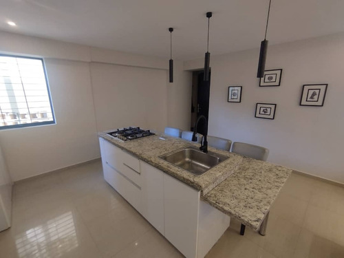 Elena Hidalgo Vende Apartamento Amoblado Y Equipado En Mirador Country Rodeado De Centros Comerciales En Valencia Via Guataparo Carabobo. (solo Cliente)
