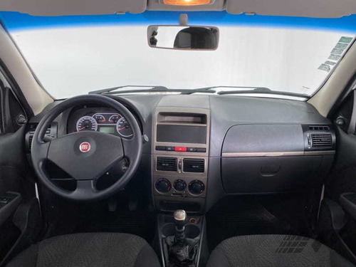 Fiat Siena Essence 1.6 16v