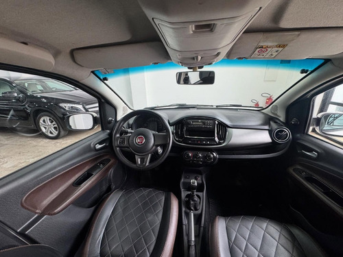 Fiat Uno 1.4 Evolution Flex 5p