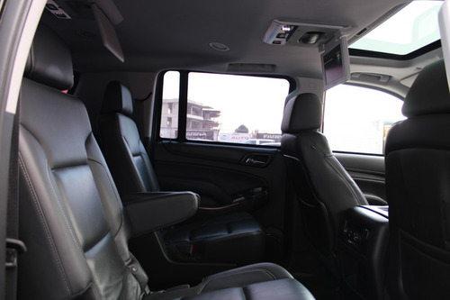 Suburban Blindada Nivel 3 2015 Unico Dueño, Tomo Auto