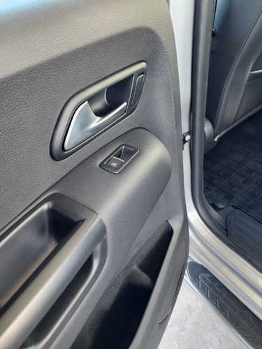 Imagen 22 de 25 de Vw Amarok V6 Highline 258 Cv - 4x4 At Stock Real 2022 #07