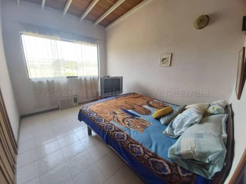 Imagen 9 de 14 de Casa En Venta En El Este De Barquisimeto