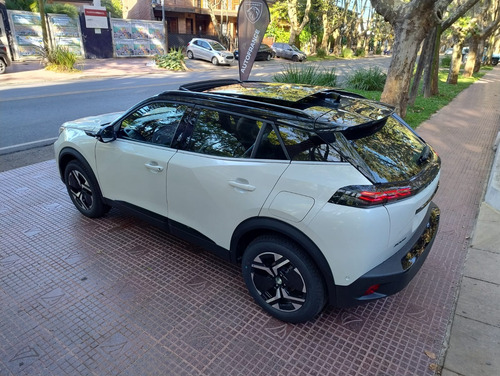 Peugeot 2008 1.0T Gt