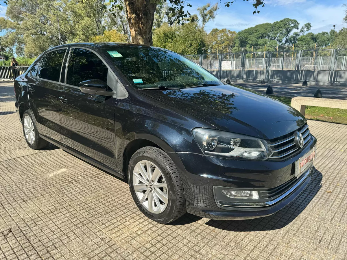 Volkswagen Polo 1.6 Comfortline Tiptronic