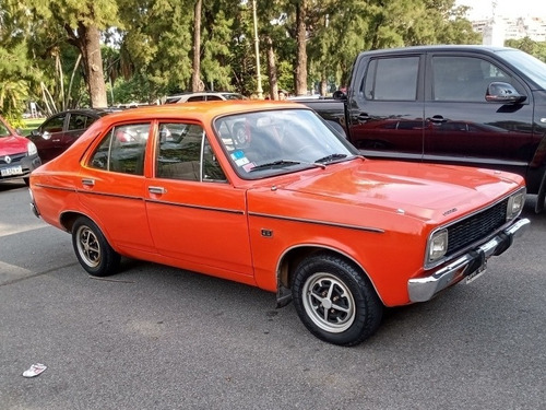 Imagen 9 de 17 de Dodge 1500 M1.8 77
