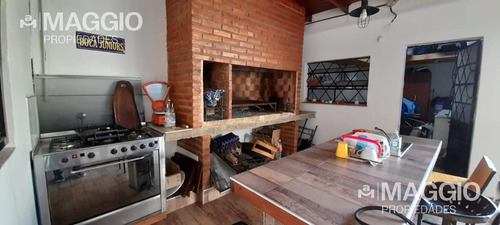 Venta Casa 5 Ambientes El Palomar