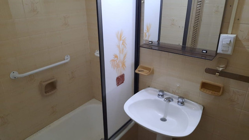 Imagen 13 de 30 de Venta Casa 4 Amb Ph Frente, Con Patio, La Tablada
