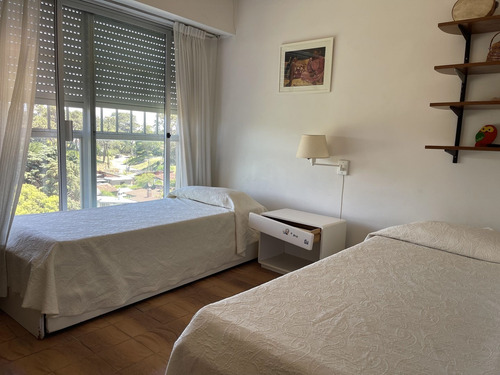 Imagen 14 de 17 de Departamento En Venta Ubicado En Punta Del Este, Punta Del Este / Maldonado