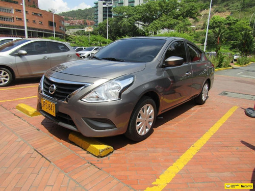 Nissan Versa 1.6 Sense