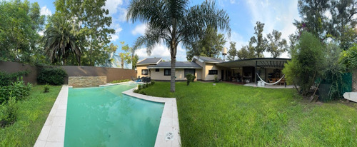 Venta Casa De 3 Dormitorios En Av. 32 Y 153 La Plata