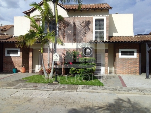 Imagen 12 de 17 de Gabriela Giron Vende Townhouse En El Rincon, Naguangua Foth-248