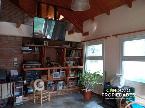 Casa + 4 Deptos + Monoambiente Sobre 1 Hectárea. Lago Puelo, Chubut.