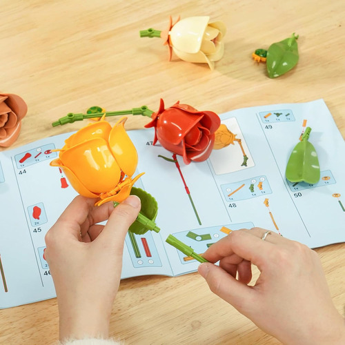 Set De Construcción De Ramos De Rosas Y Flores Con Jarrón Mu