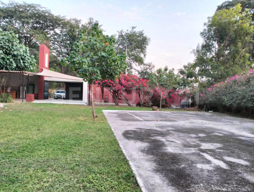 Se Renta Quinta Con Terraza En Km 1 Camino La Capacha, Colima