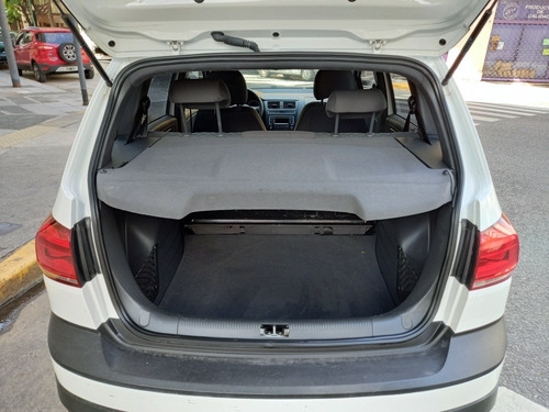 Volkswagen Suran 2017 1.6 Track
