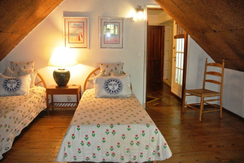 Casa En Venta / 5 Dorm / Punta Del Este / Golf / At2 6380