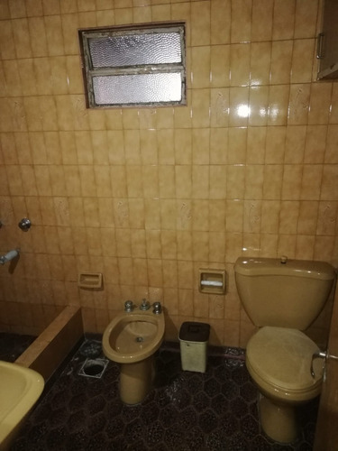 Imagen 6 de 11 de Ph De 4 Ambientes, 80 M2 A Refaccionar, Excelente Ubicación.