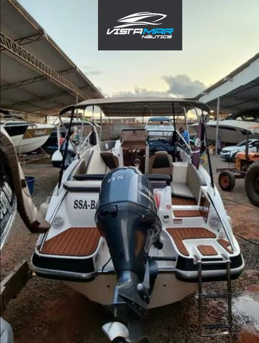 Lancha Ventura 19.5 Crossover 2021
