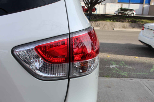 Imagen 12 de 15 de Nissan Pathfinder 2015 5p Exclusive V6/3.5 Aut Awd