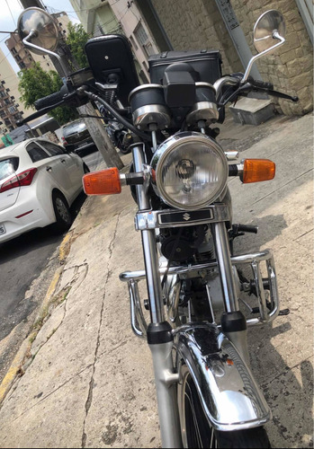 Imagem 2 de 9 de Suzuki Intruder 125