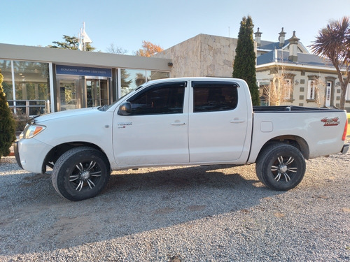 Toyota Hilux 2.5 Dx Cab Doble 4x4 (2009)