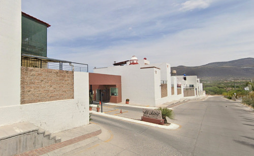 Venta De Casa En Oratorio, San Miguel De Allende, Guanajuato Recuperación Bancaria Laab2