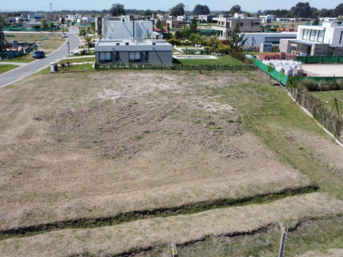 Imagen 3 de 12 de Venta - Lote En La Alameda