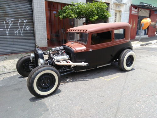 Ford Victoria