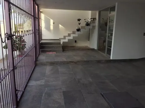 Se Vende Preciosa Casa En Punta Esmeralda, De Lujo Y De Autor !!