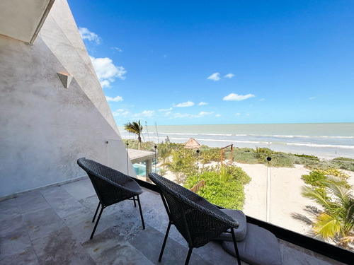 Villa En Venta En La Playa San Benito, Equipada , Entrega Inmediata, 4 Recamaras