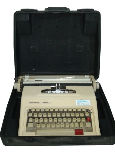 Antiguo Vintage Maquina Escribir Portatil Marathon 2300 Dix