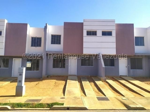 Imagen 20 de 30 de Casas En Venta En Cabudare, Lara. Código Flex: 22-14921 #0424 556 57 59 Monica C.