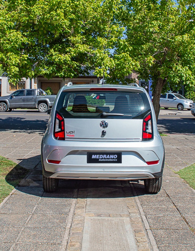 Imagen 10 de 19 de Volkswagen Cross Up 1.0
