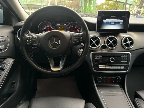 Mercedes-Benz Clase GLA 1.6 200 Cgi Sport At
